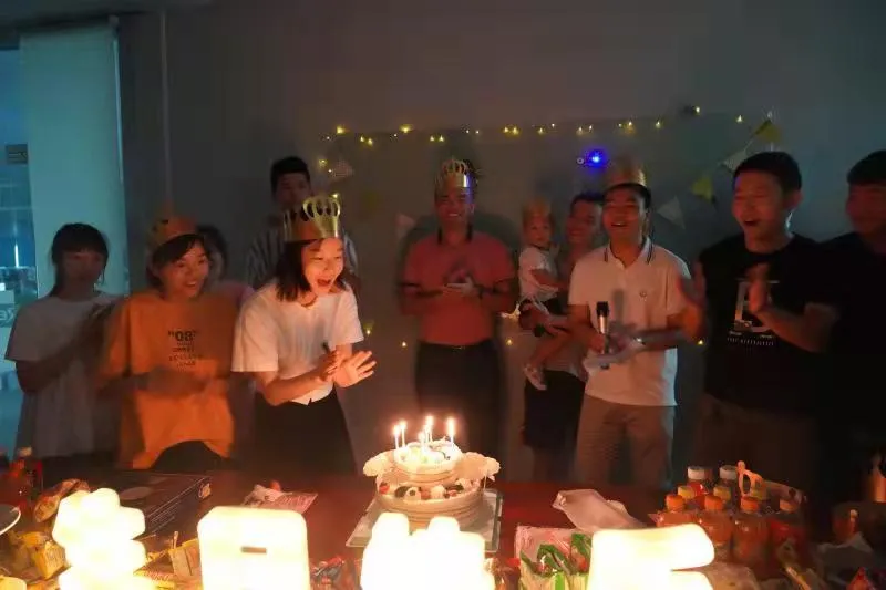 Reeman Robot Mid-Autumn Festival Party&Syntymäpäiväjuhlat